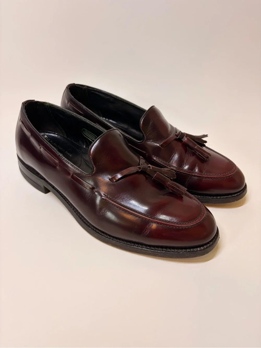 Vintage 1980s Florsheim Imperial Tassel Loafers USA 8.5 E Burgundy 93224